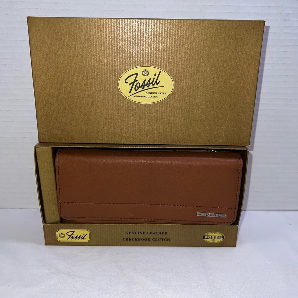 💥💥💥Fossil Vintage Genuine Leather Trifold Wallet Checkbook Clutch 7”x4” New